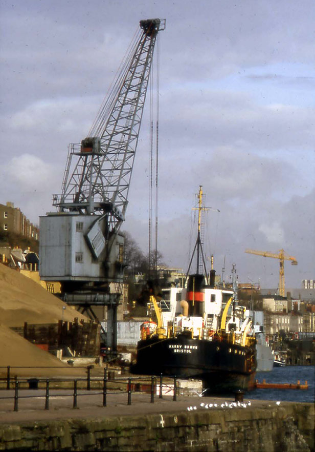 Sand dredger Harry Brown at Pooles Wharf, 1985