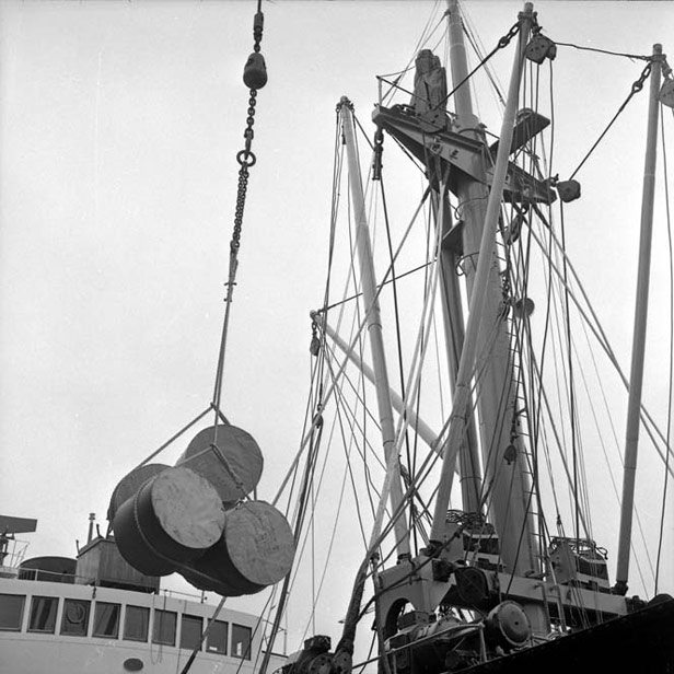 Loading reels of paper, 2 September 1969