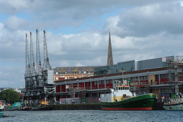 L and M Sheds, 2009