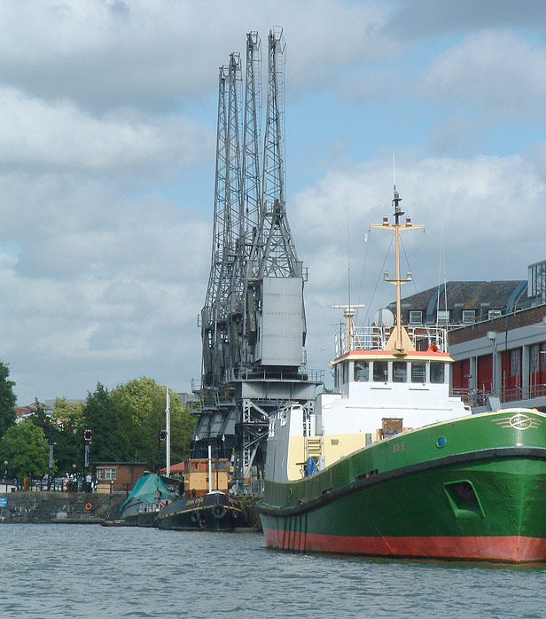 Cargo cranes at Princes Wharf, 2009