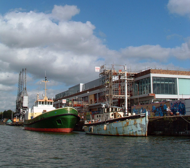 L and M Sheds, 2009