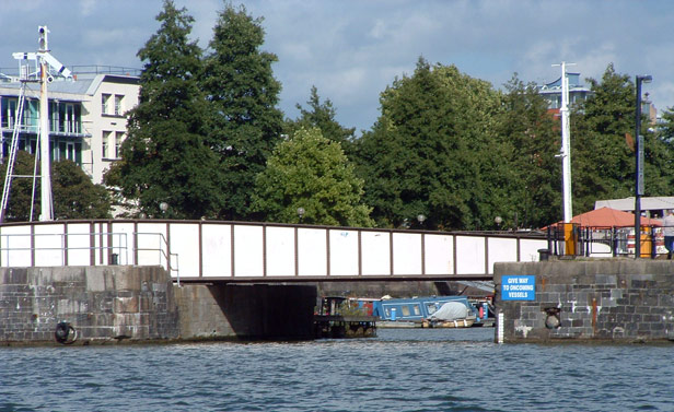 Prince Street swing bridge