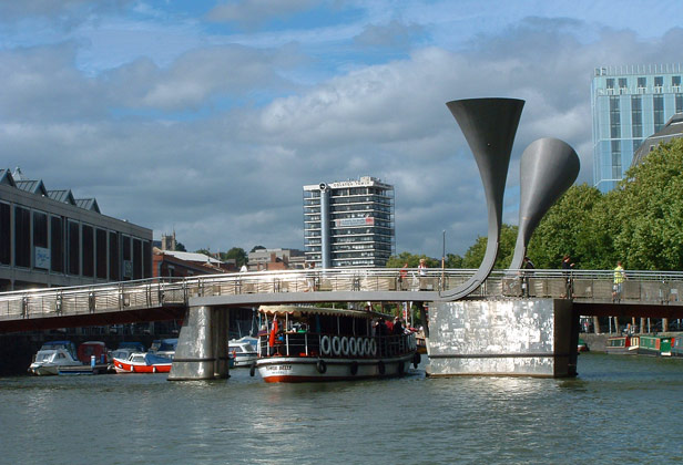 Pero's footbridge over St Augustine's Reach