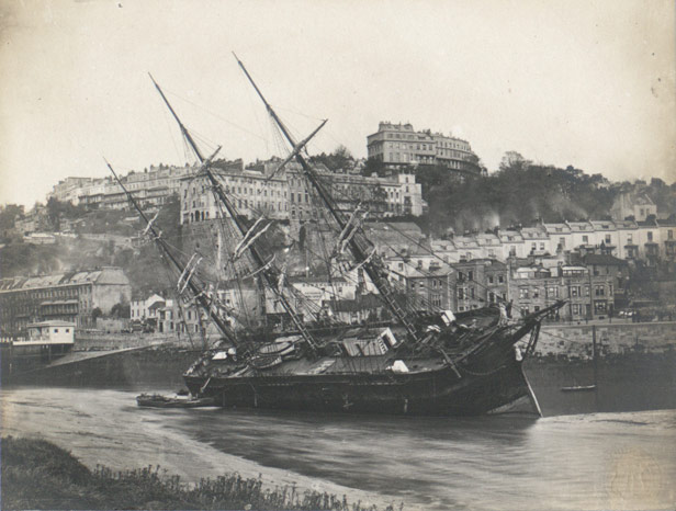 The ship Importer aground outside the Harbour, 1886